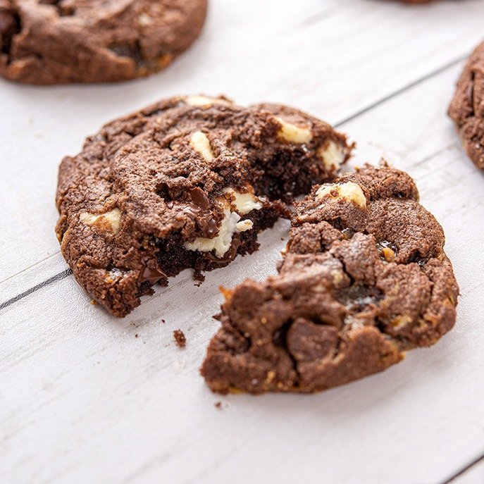 Snickerdoodle Cookie Gift Tin (18 Cookies) | The Christie Cookie Co.